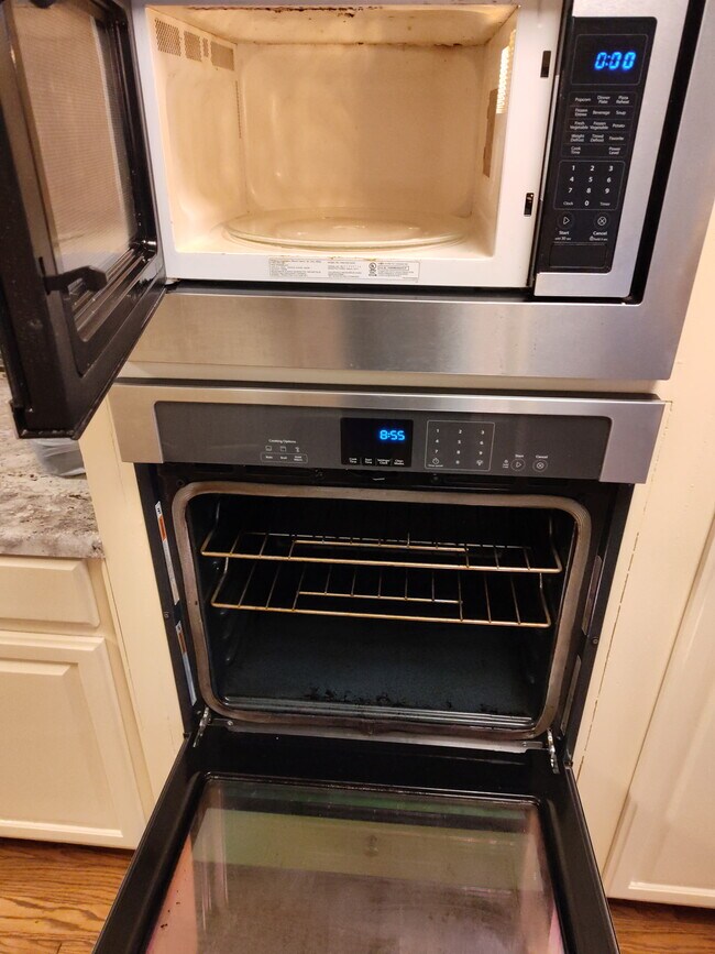 Building Photo - 3509 Heatherbrooke Ct