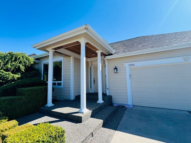 Building Photo - Beautiful 4 bedroom, 3 bath Mount Vernon Home
