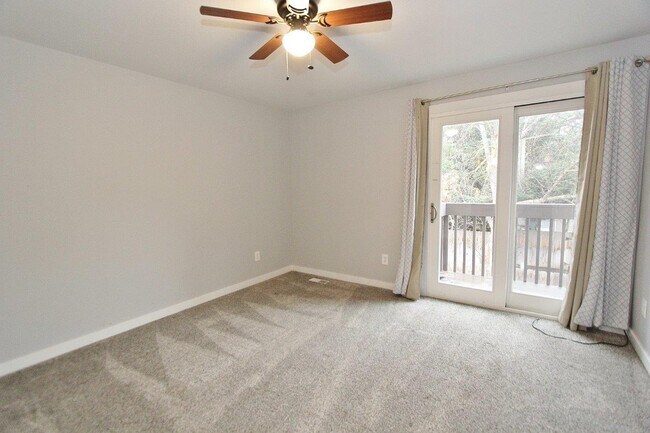 Building Photo - 2589 S Oak Leaf Ln