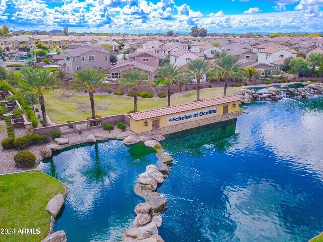Building Photo - 4077 S Sabrina Dr