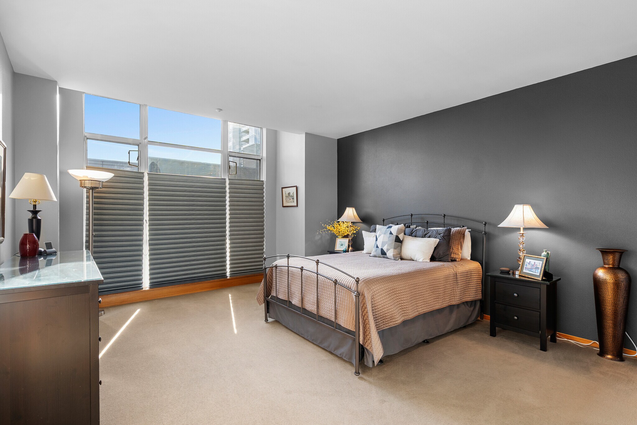 Building Photo - 1125 NW 9th Ave