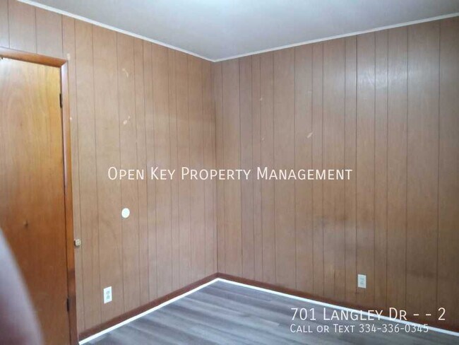 Building Photo - 701 Langley Dr