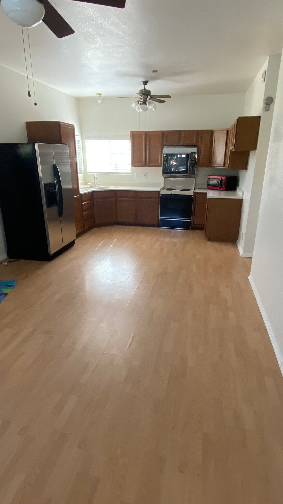 Kitchen - 1995 N Sacramento St