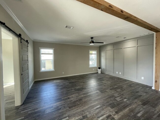 Building Photo - 52 Orange Blossom St