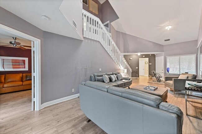 Building Photo - 507 Sea Oats Dr