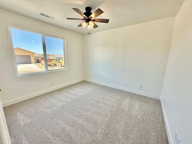 Building Photo - Brand New Four-Bedroom Home in Hurricane