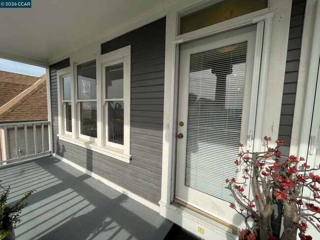 Building Photo - 216 Kentucky St