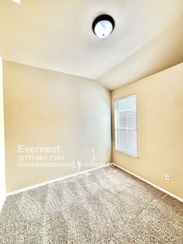 Building Photo - 1335 Piedmont Dr
