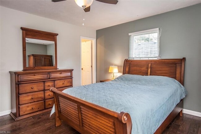 Building Photo - 1678 Skiffes Creek Cir