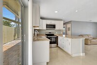 Building Photo - 212 Palmetto Dr