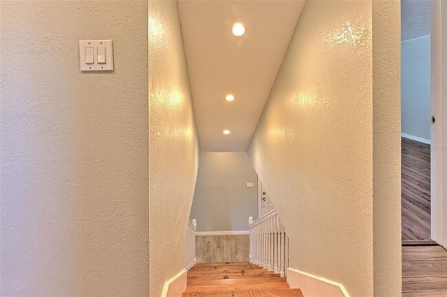 Building Photo - 4711 W San Rafael St