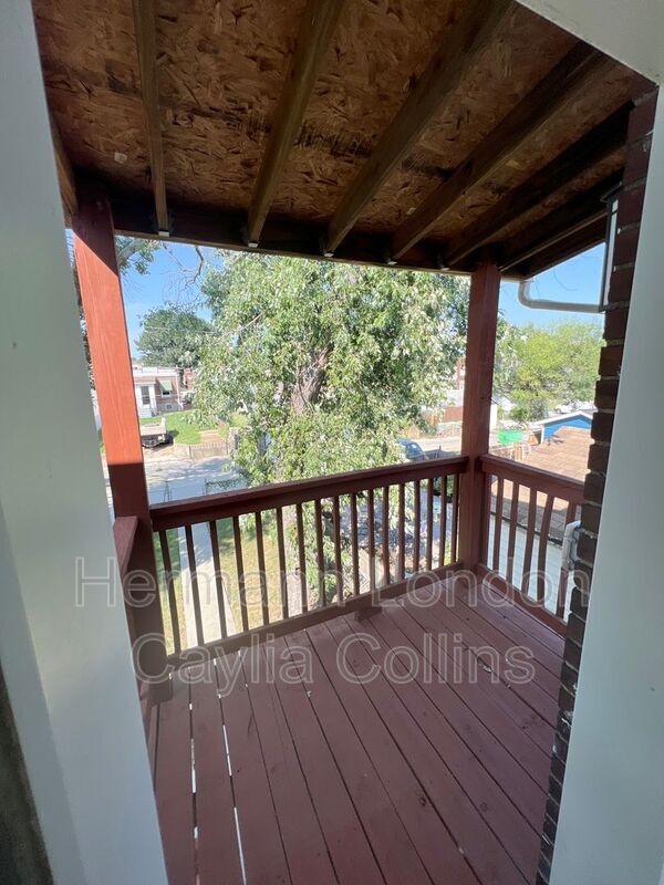 Building Photo - 4413 Delor St