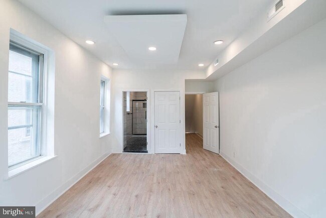 Building Photo - 1606 Wharton St