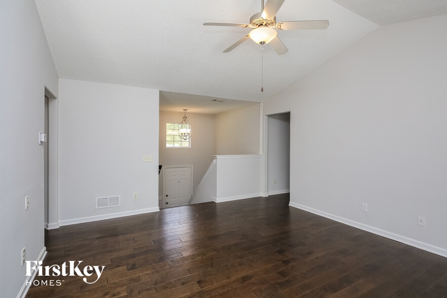 Building Photo - 1911 Natalie Dr