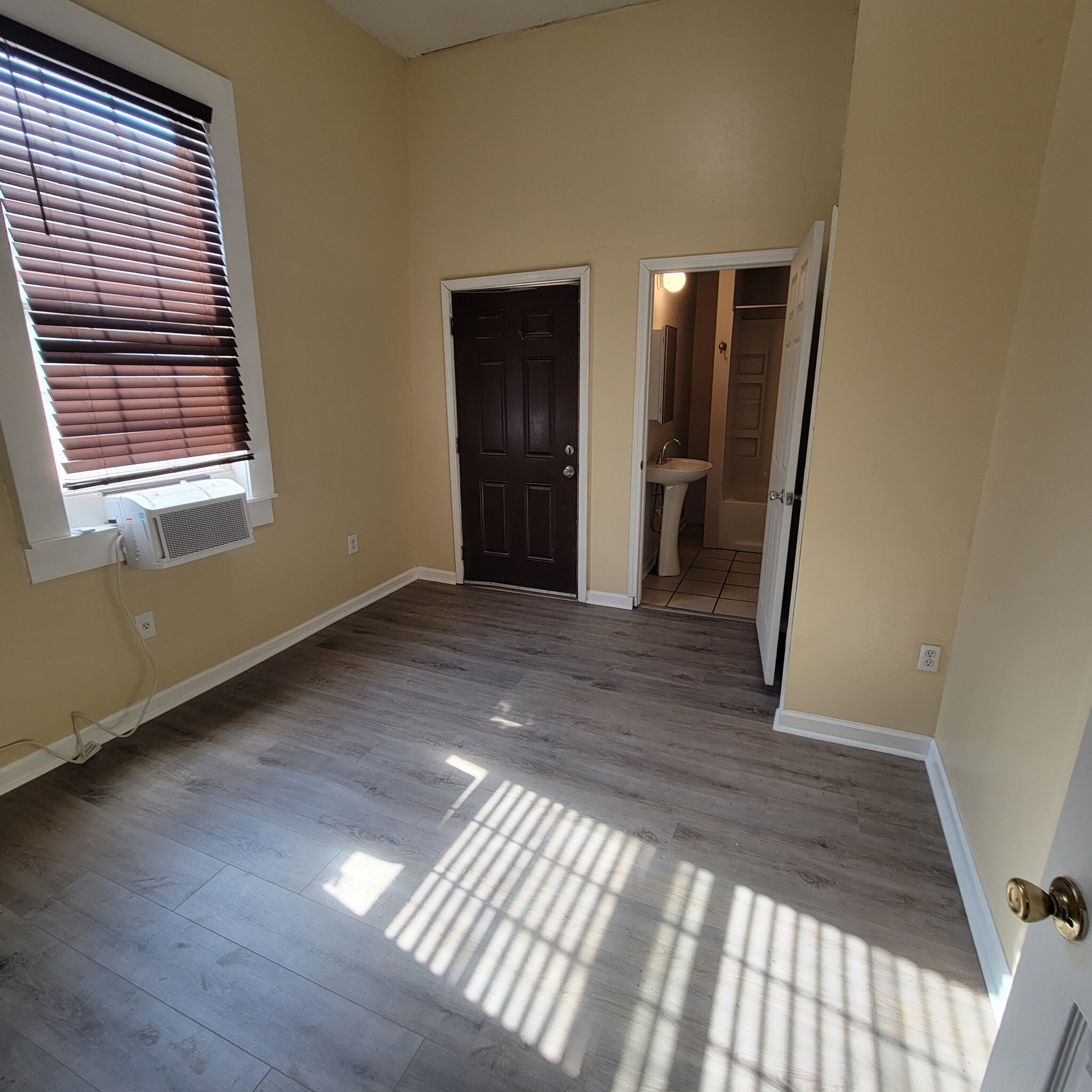 Building Photo - 2719 S Liberty St