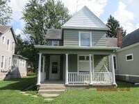 Building Photo - 832 Columbia Ave