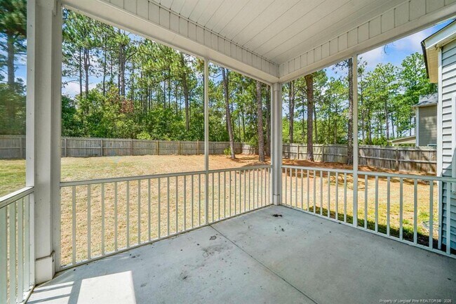 Building Photo - 204 Executive Dr