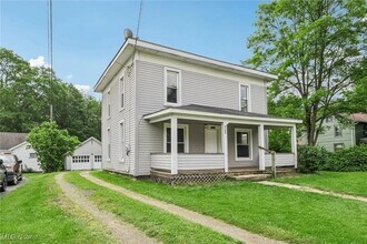 Building Photo - 8388 Main St
