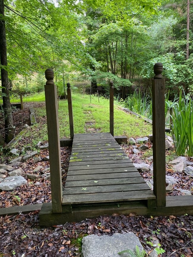 Building Photo - 283 Whitetail Run