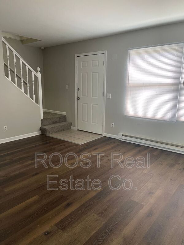 Building Photo - 1107 Sidney St