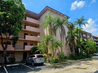Building Photo - 4025 N Nob Hill Rd