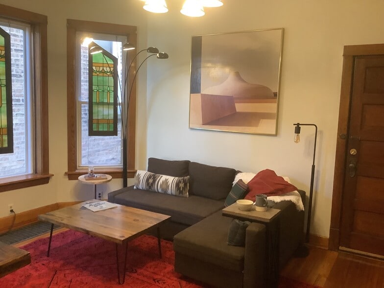 Living Room with stained glass panels - 1913 N Kimball Ave