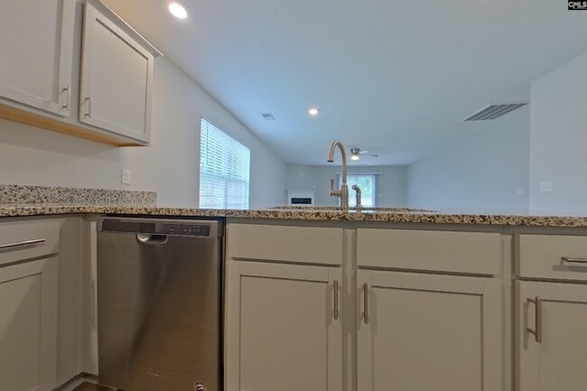 Building Photo - 122 Denali Cir
