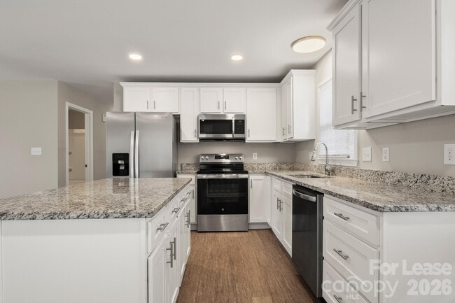 Building Photo - 11805 Harrisburg Rd