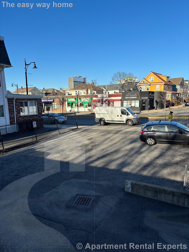 Building Photo - 1 Franklin St