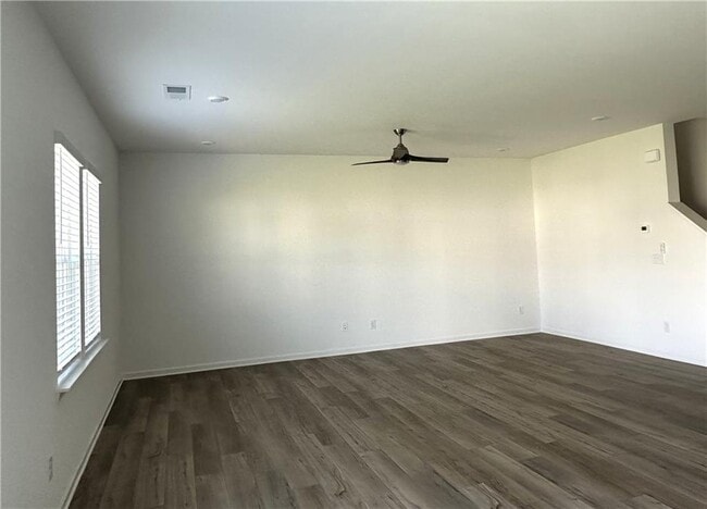 Building Photo - 612 Blue Sky Blvd
