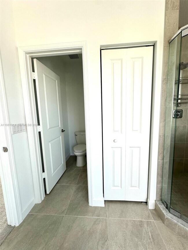 Building Photo - 3265 Dunning Dr