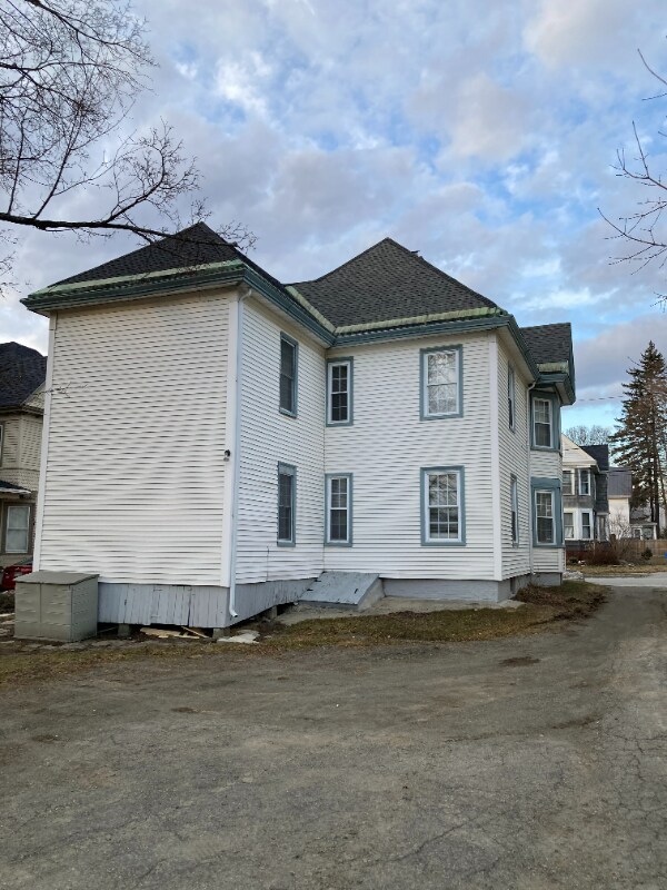 Building Photo - 21 Brimmer St