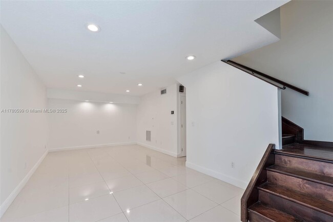 Primary Photo - 4576 SW 139th Ct
