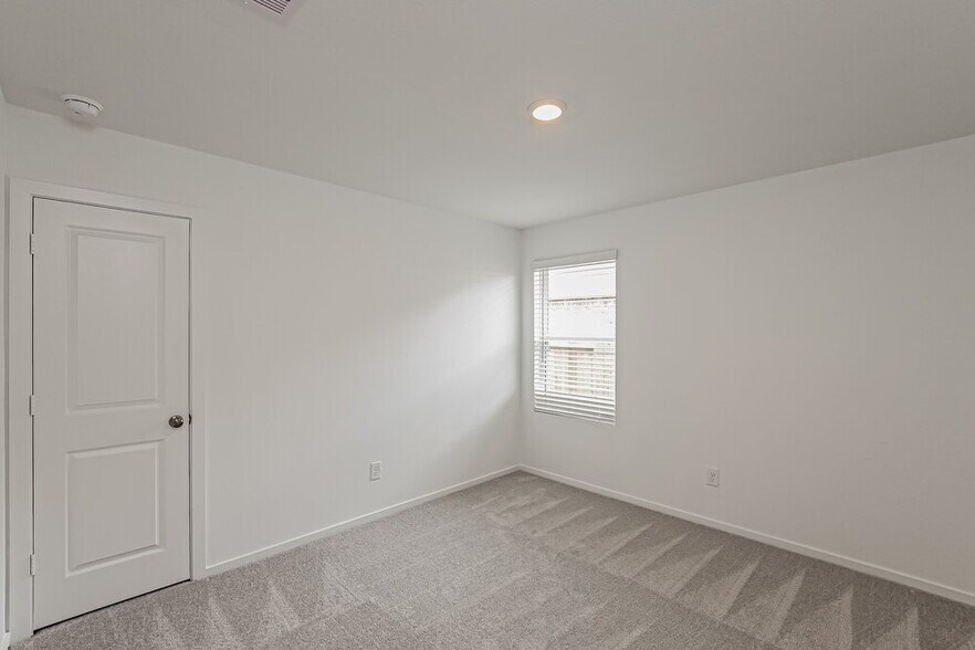 Building Photo - 452 San Miguel Crk Dr