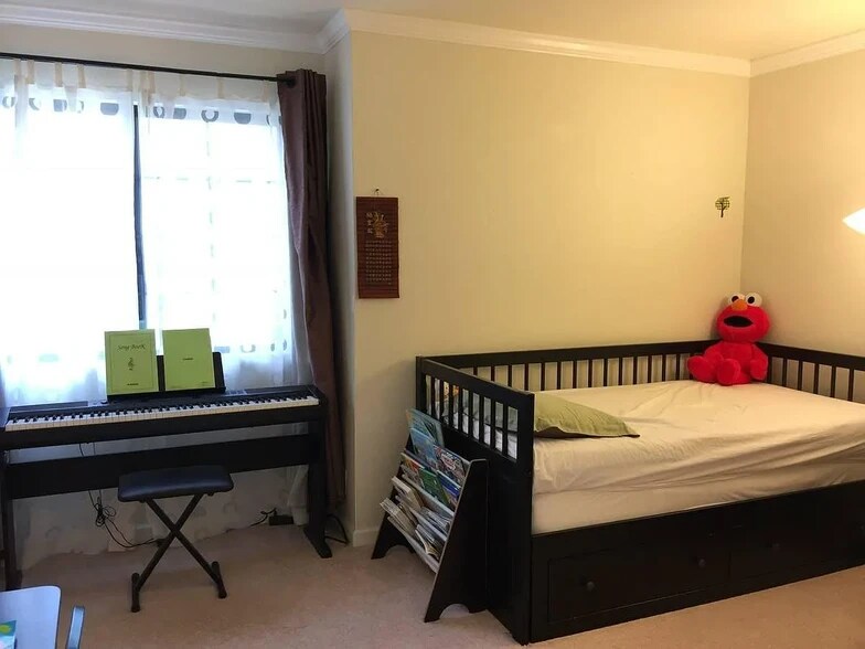 2nd floor-Bedroom #3 - 274 Snell Ct