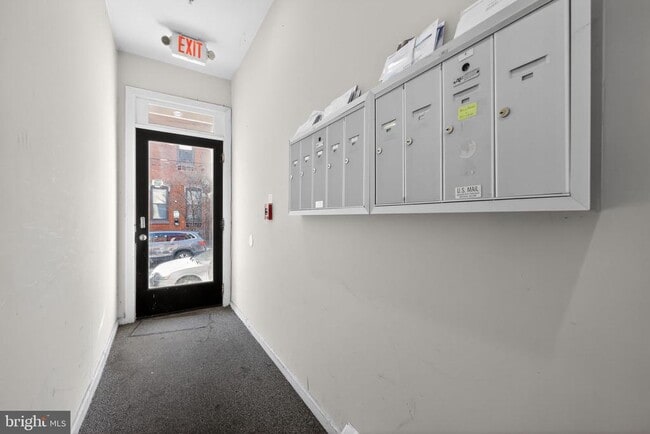 Building Photo - 1521 N 15th St