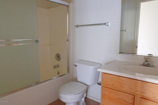 Building Photo - 8042 E Sundew Dr