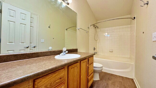 Building Photo - Great Location for 1 Bed 1 Bath + Full Loft with Large Closet in Steeple Chase IV in Littleton