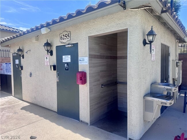 Building Photo - 6255 W Arby Ave