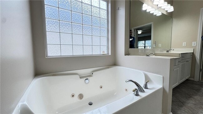 Building Photo - 506 Mirramont Pl
