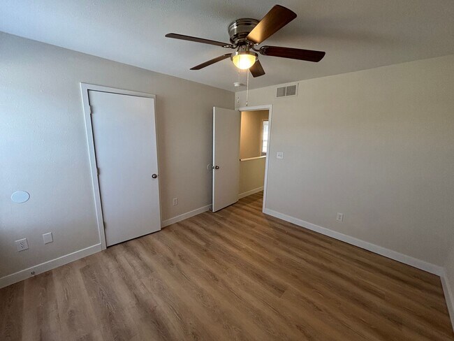 Building Photo - 1512-1514 Citadel Dr.