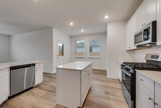 Building Photo - 917 Dustwood Dr