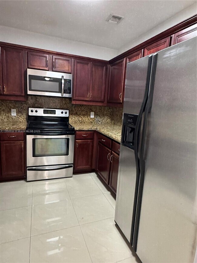 Building Photo - 5271 SW 8th St