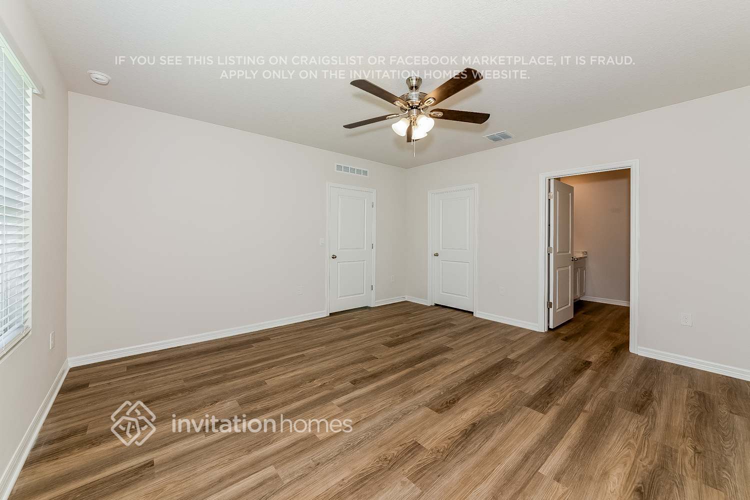Building Photo - 8033 Majestic Palms Ct