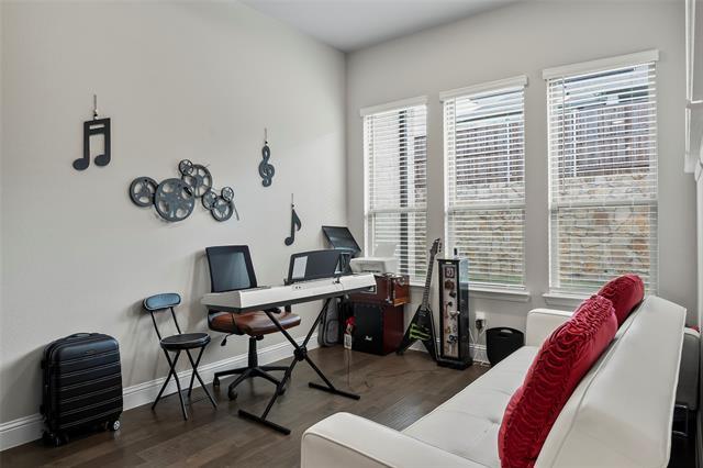 Building Photo - 13101 Scissortail Dr