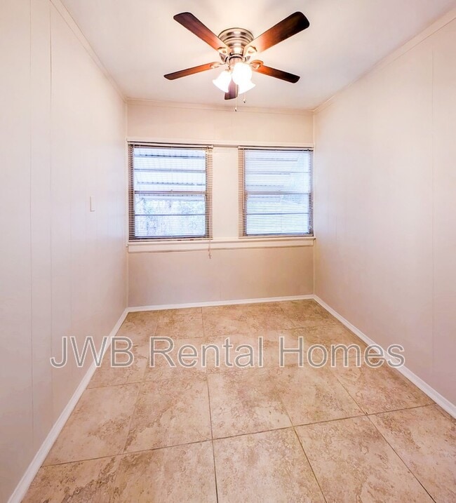 Building Photo - 1210 Rensselaer Ave