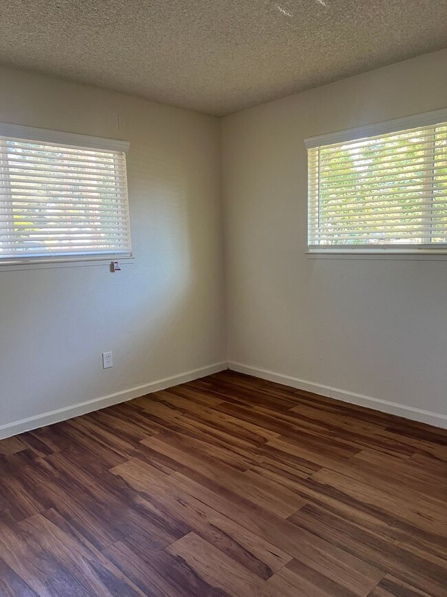 Building Photo - 6108 Verla St