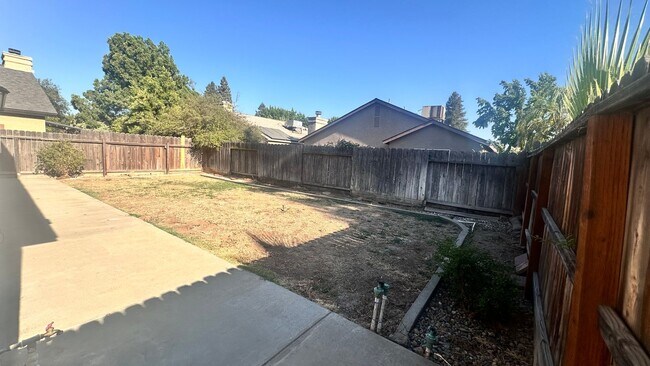 Building Photo - 3495 W Browning Ave