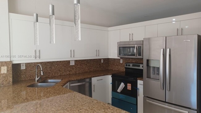 Building Photo - 6940 NW 179th St