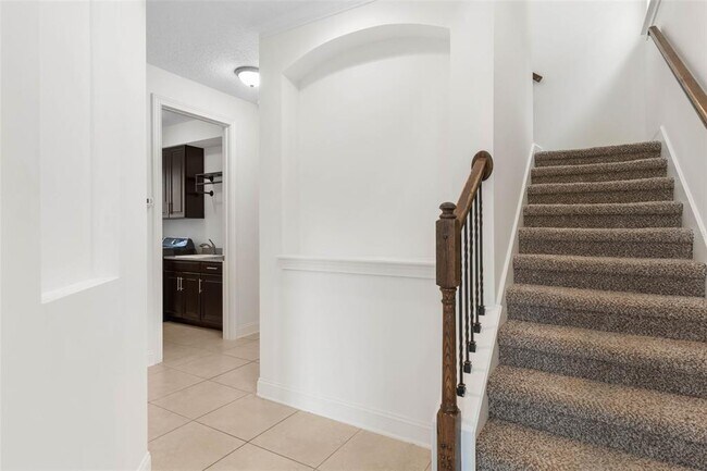 Building Photo - 2703 Morning Light Ct